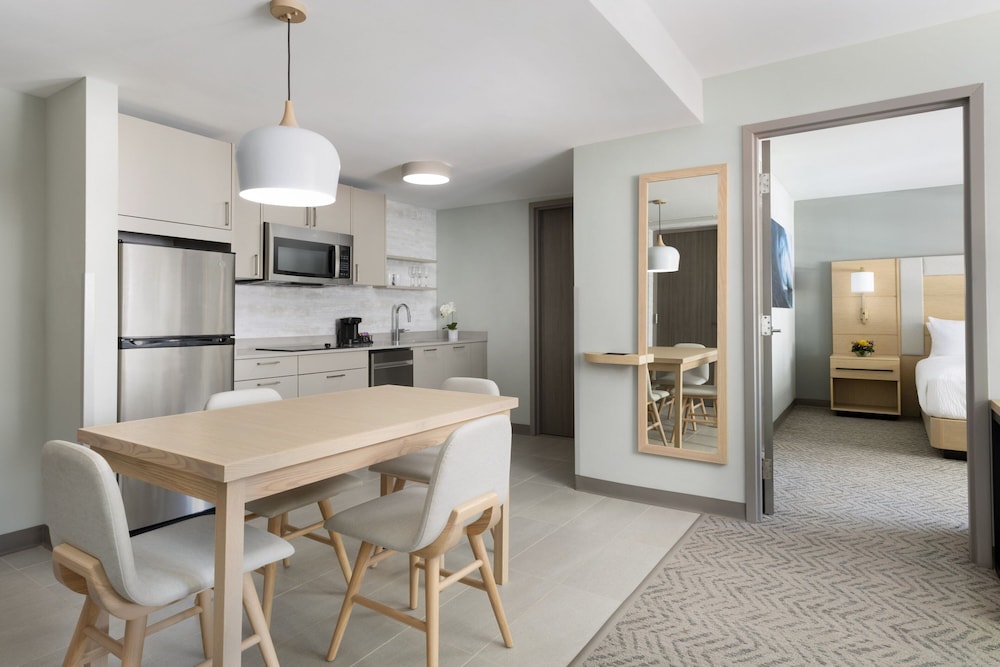 Residence Inn by Marriott San Juan Isla Verde 39/50