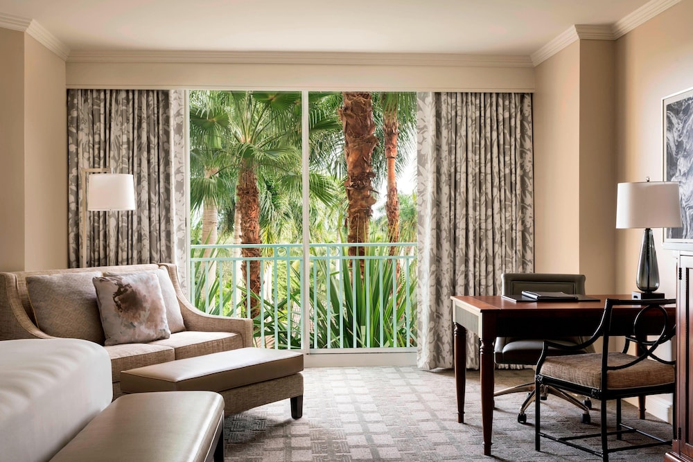 The Ritz-Carlton Naples, Tiburon 30/67