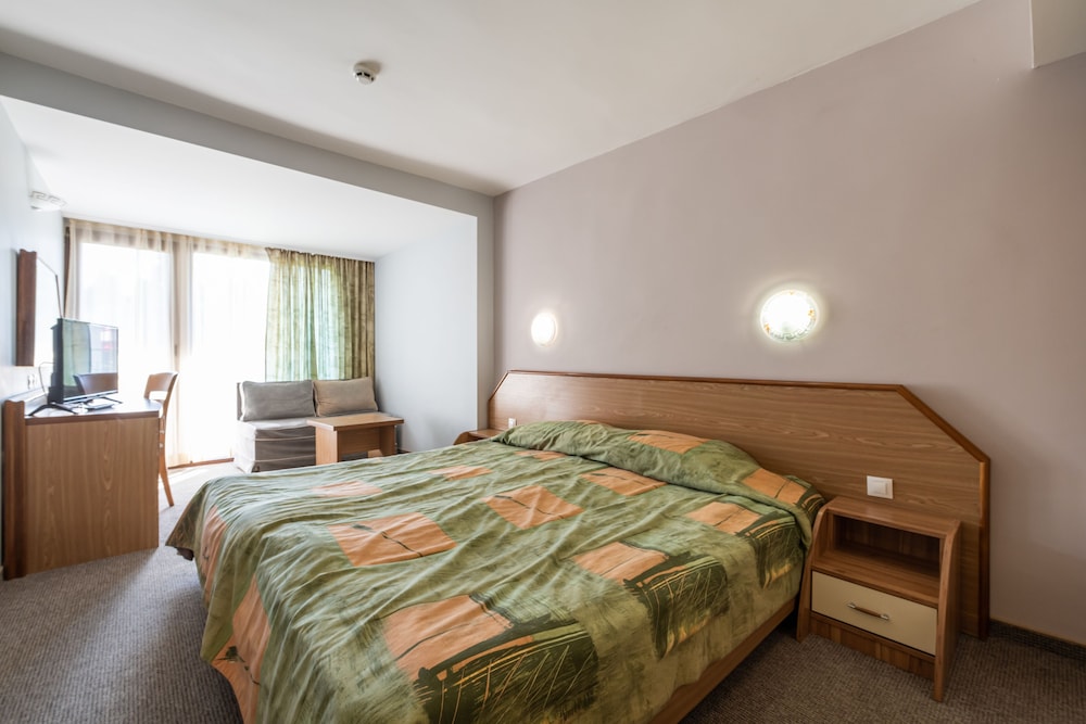 Hotel Hrizantema 12/44