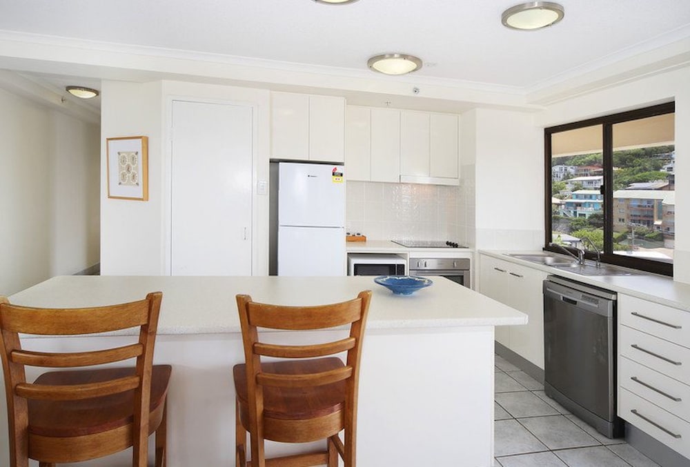 Coolum Caprice 49/76