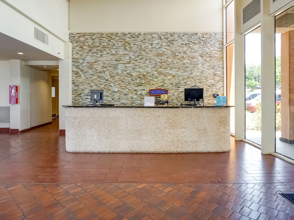 Hotel Killeen East Central 2/15
