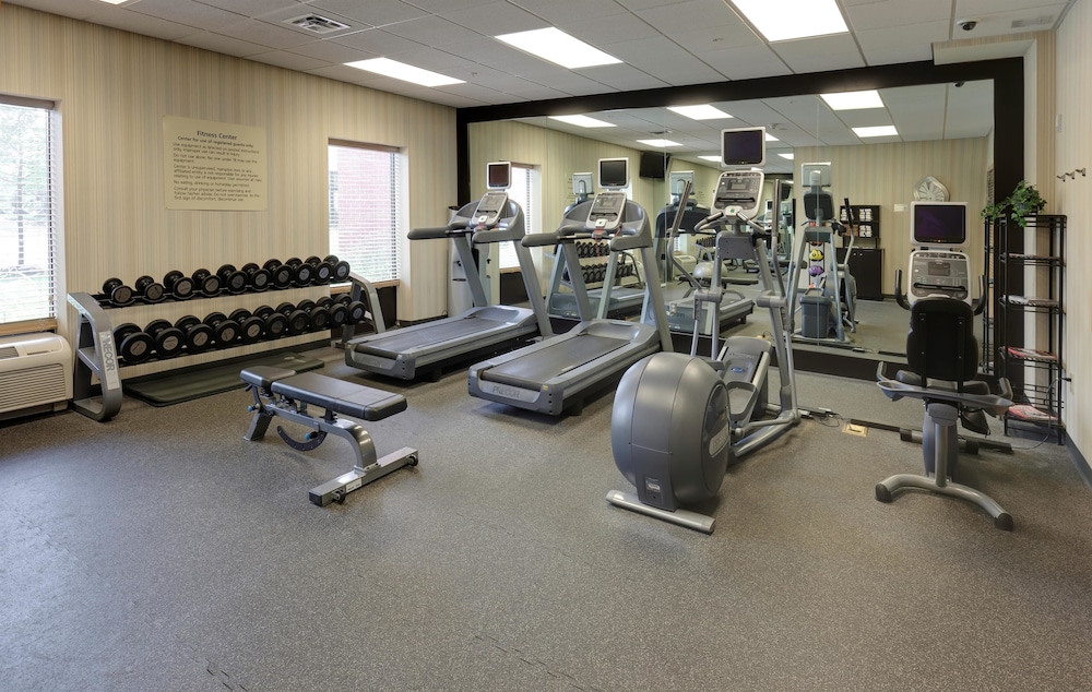 Hampton Inn Suites Columbus Polaris 25/35