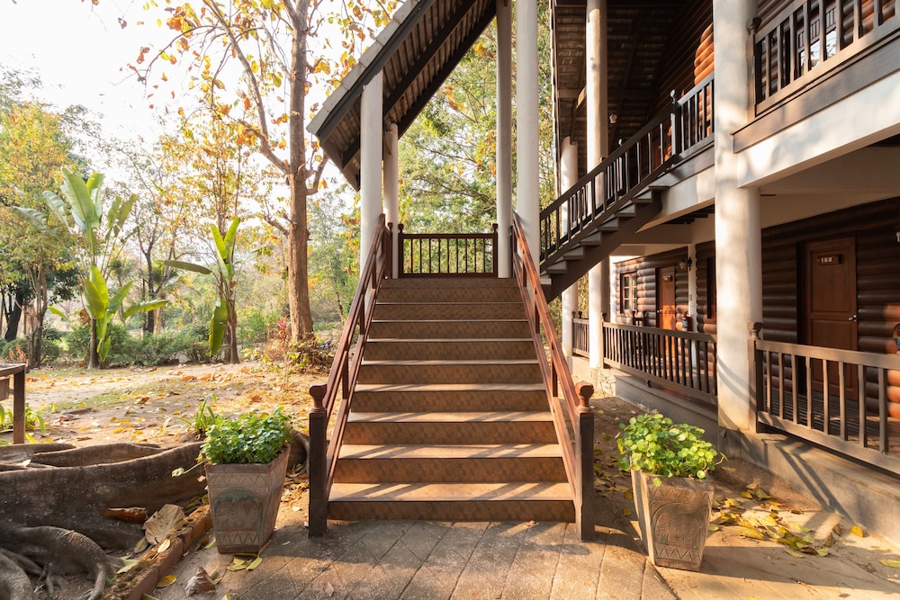 Royal Ping Garden and Resort 40/45