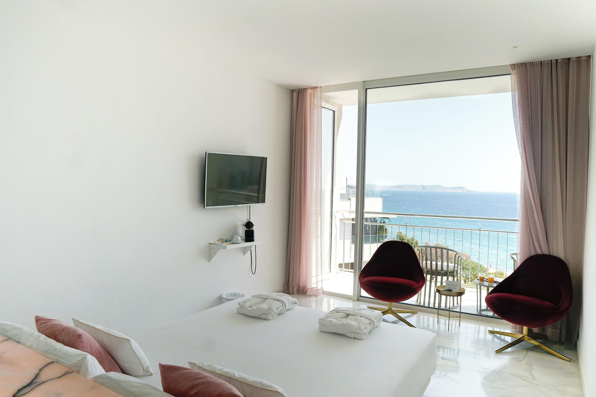 Room, Lateral Side Sea View, Balcony