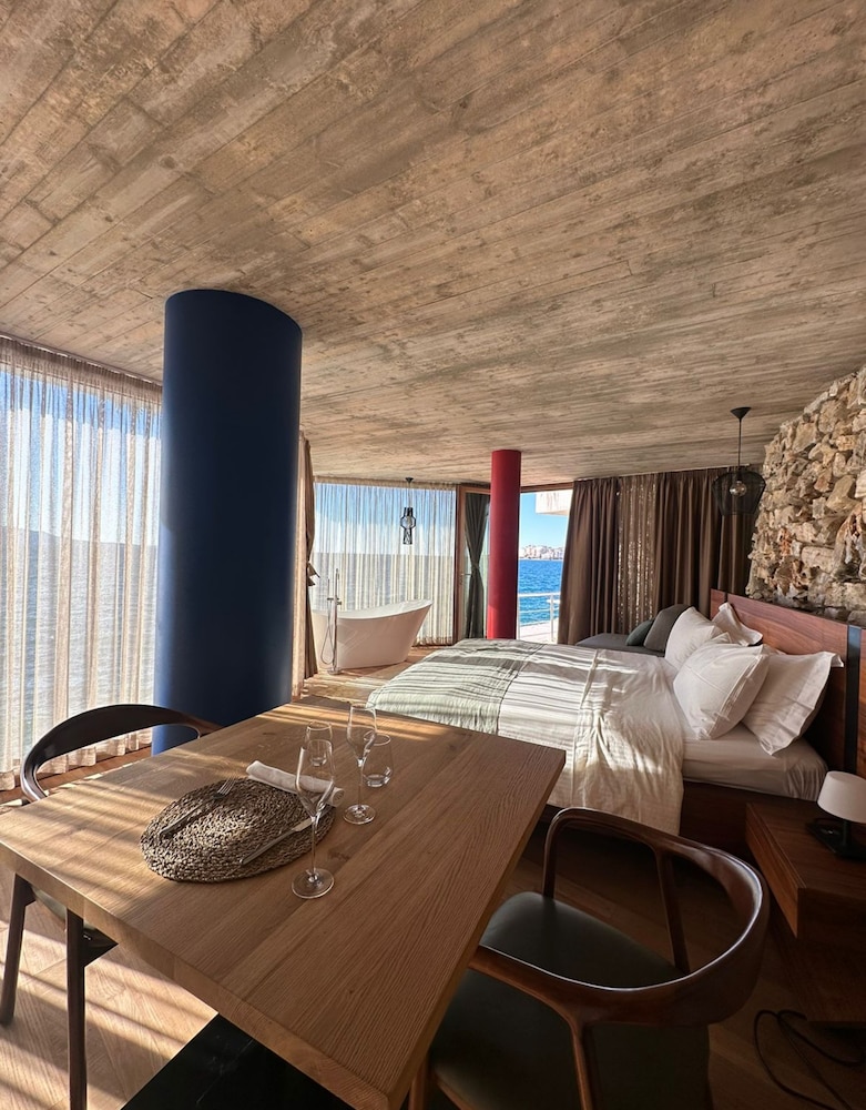 Buze Boutique Hotel 23/33