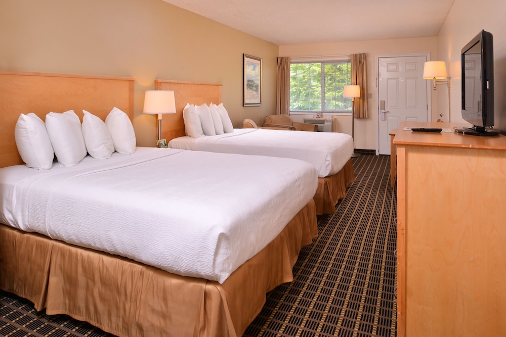 Campus Inn & Suites Eugene Downtown 26/57
