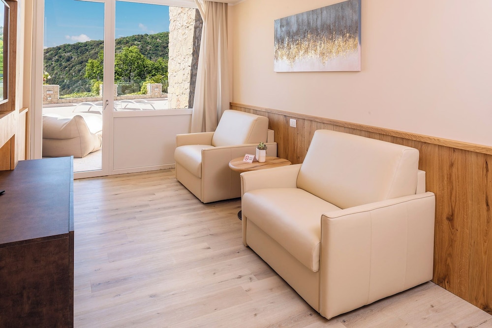 Golf Hotel Ca' Degli Ulivi 54/72
