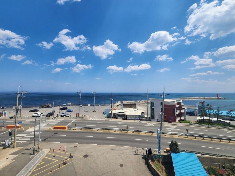 Yangyang Port View 20/26