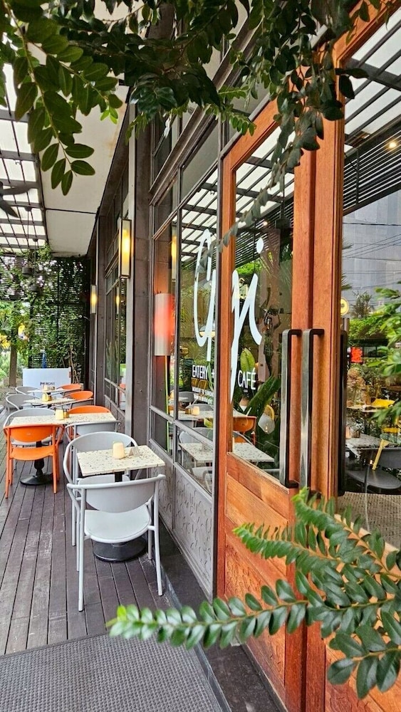 Sacha Hotel Uno 23/50