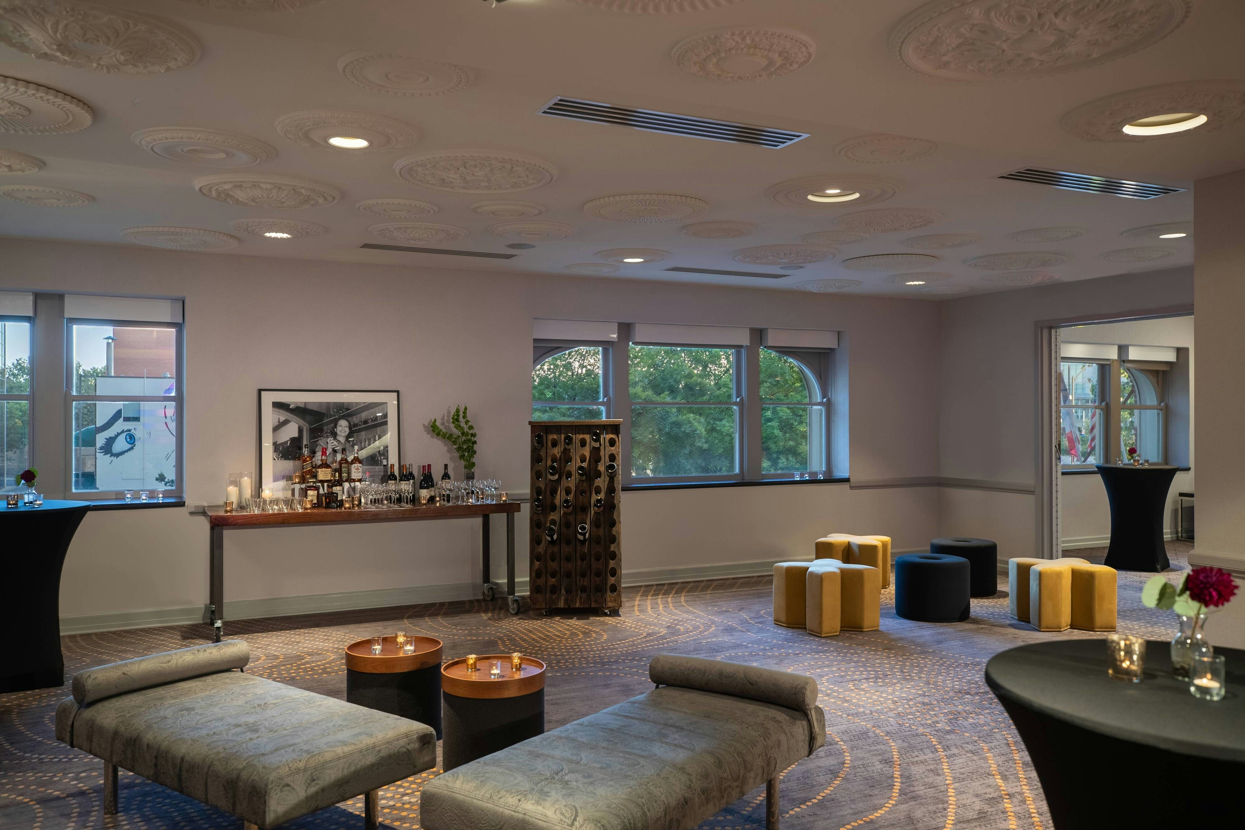 Renaissance Des Moines Savery Hotel 8/20