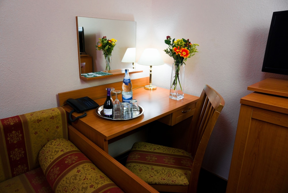 Hotel Aster 5/64