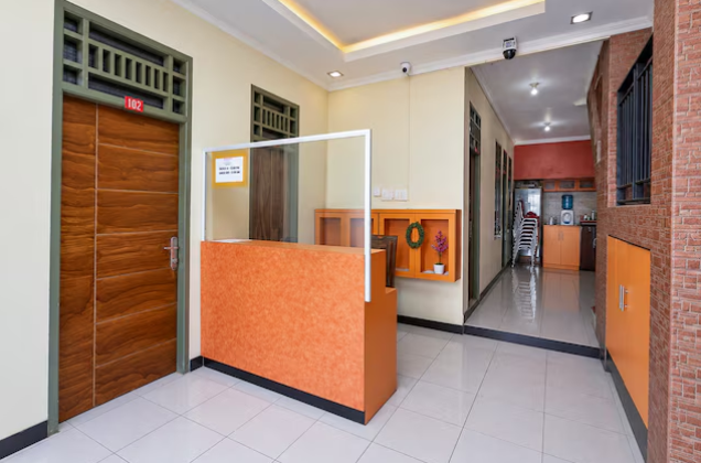 Lobby at Hotel O Icha Homestay, MAKASSAR