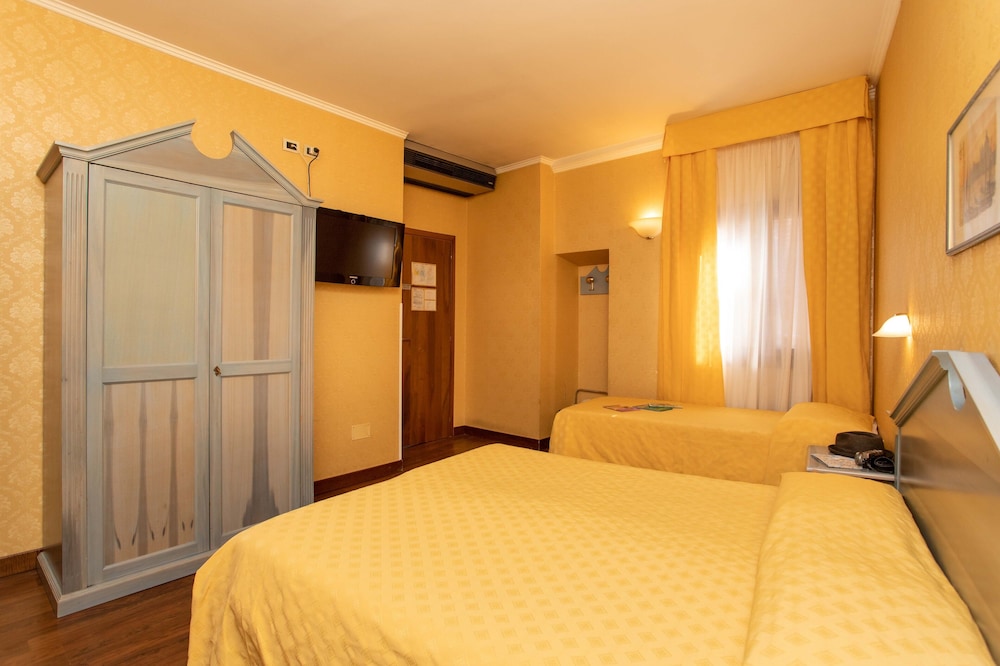 Tintoretto Hotel 34/79