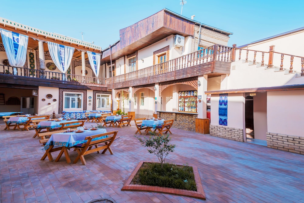 Arkanchi Hotel 40/48