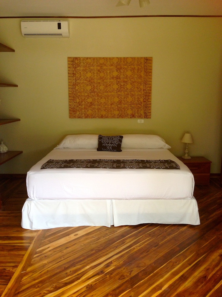 Montelaguna Boutique Hotel 11/50