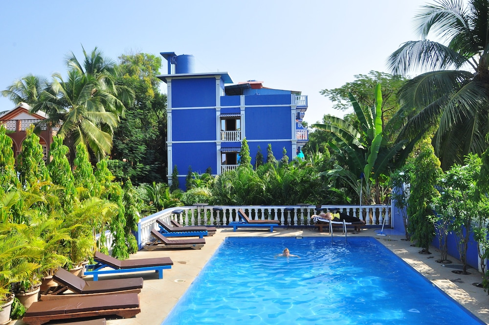 MAYFLOWER BEACH RESORT 42/50
