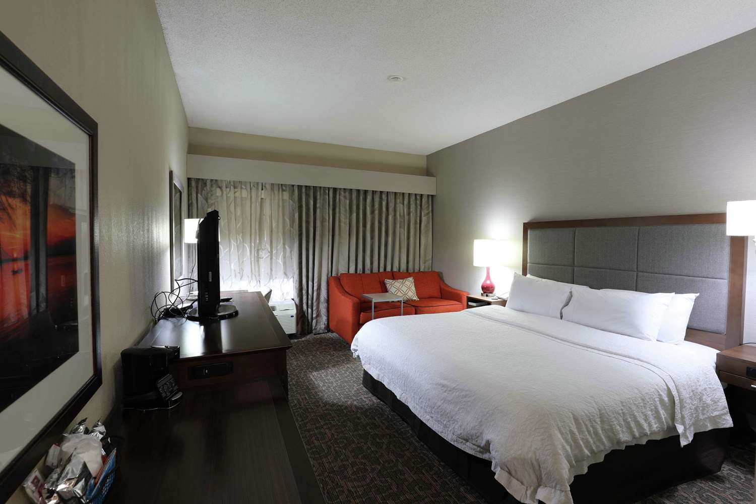 Hampton Inn Dyersburg 10/45