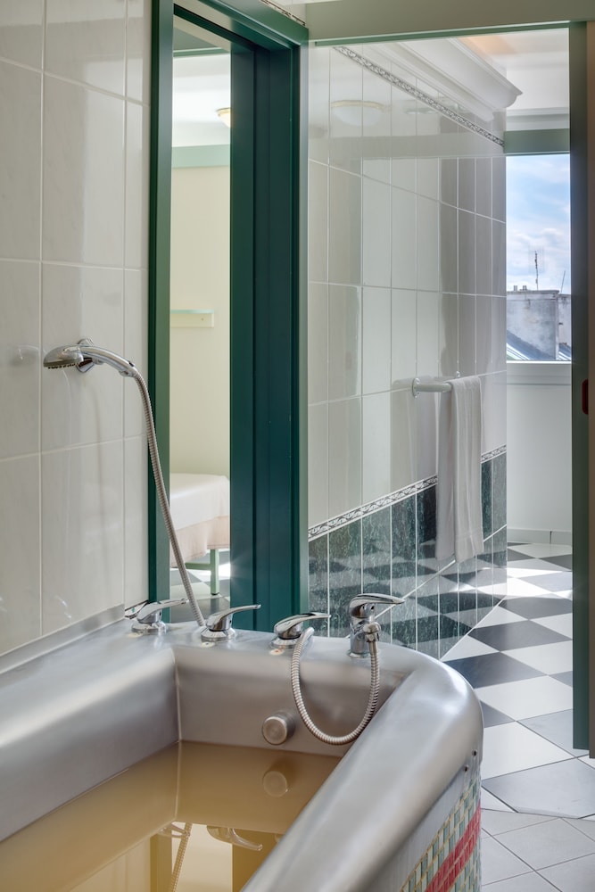 Butterfly Health Spa Hotel 50/50