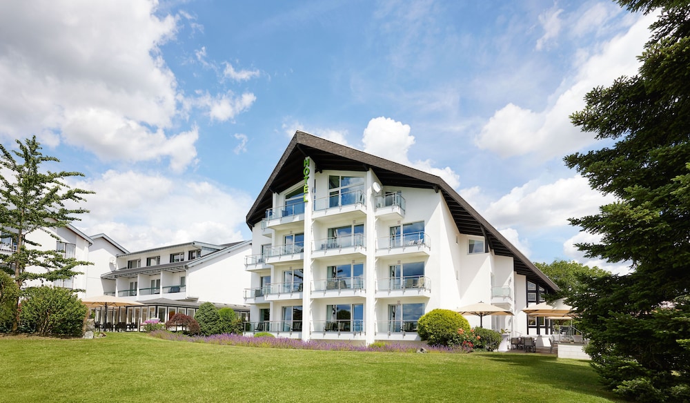 Hotel Derichsweiler Hof 2/43