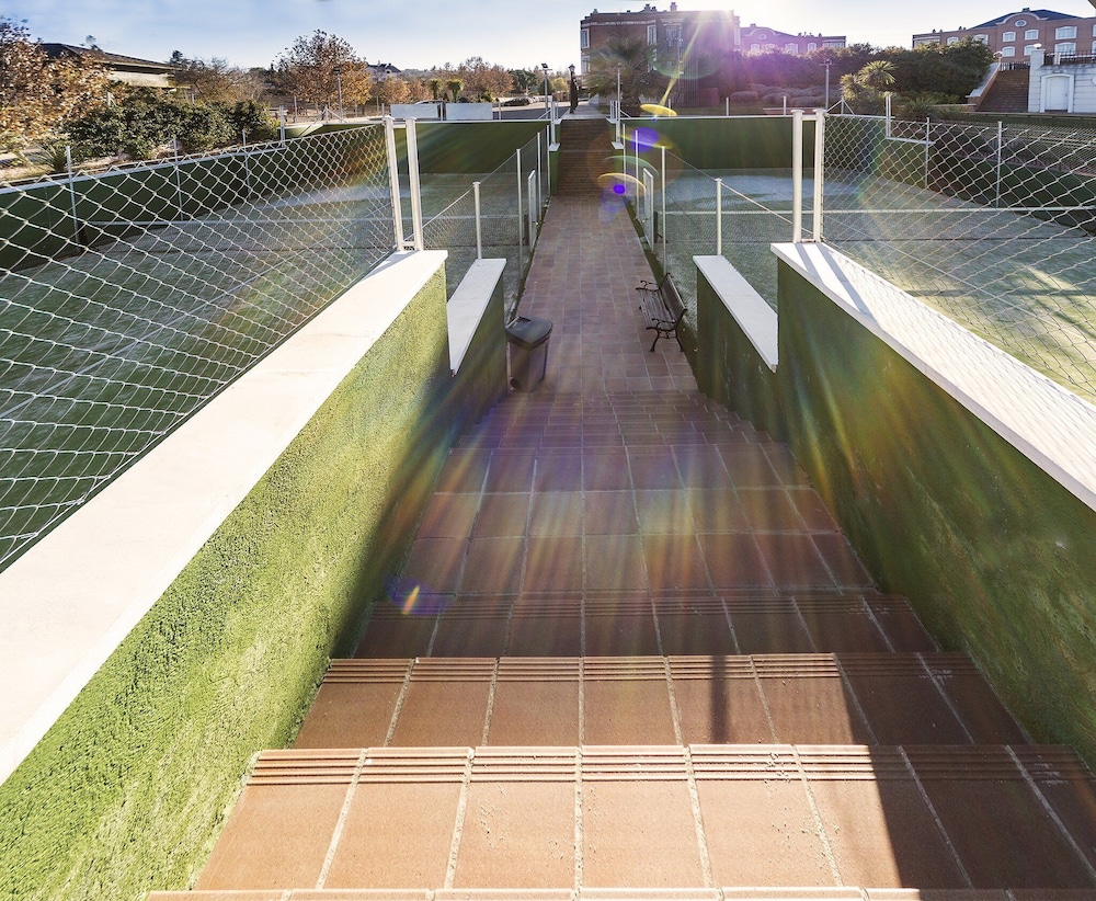 Exe Zarzuela Park 16/66