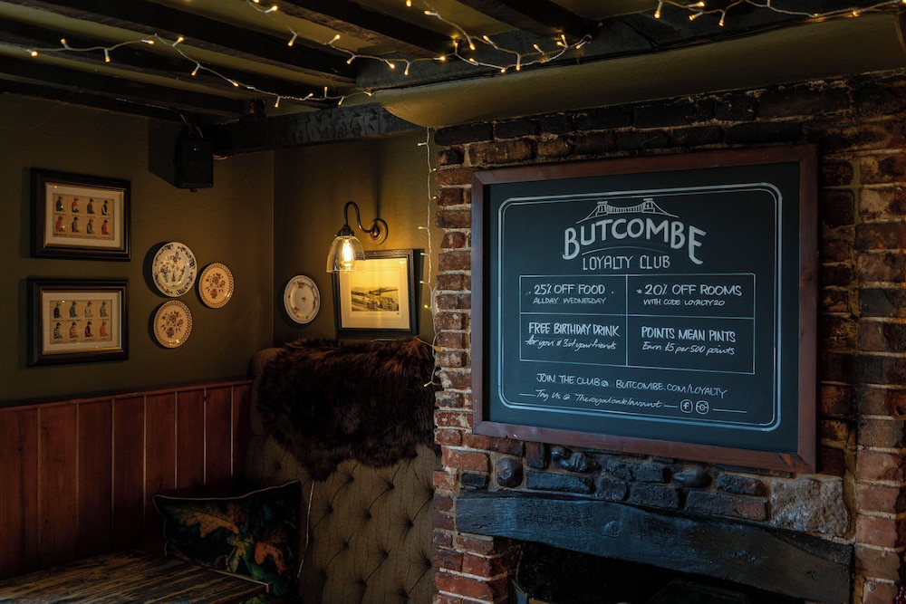 The Royal Oak Inn 6/50