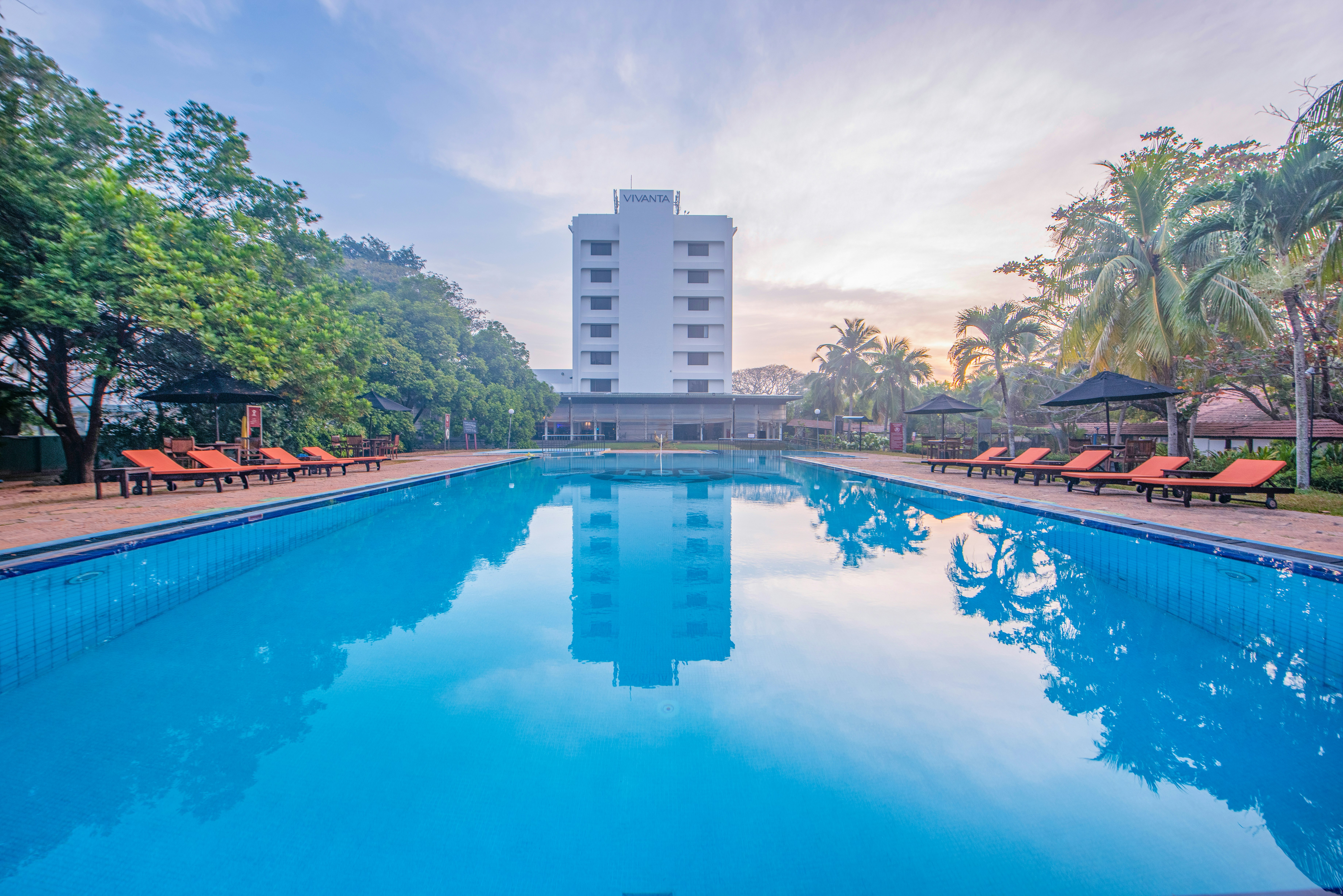 Vivanta Colombo Airport Garden 44/50