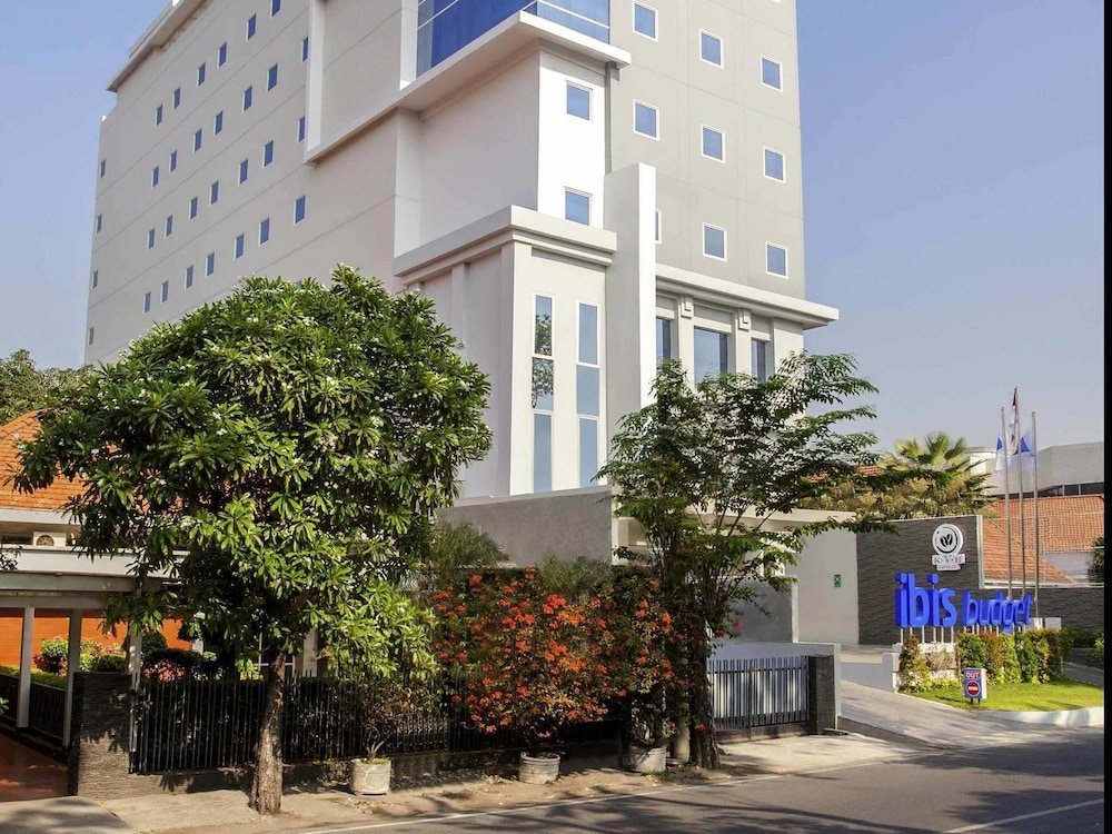 Ibis budget Surabaya Diponegoro 37/38