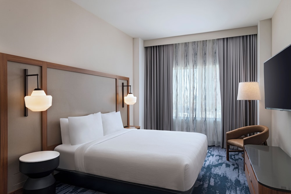 Fairfield by Marriott Inn & Suites Austin Downtown 9/50
