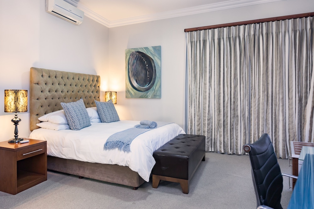 The Sir David Boutique Guest House 10/50