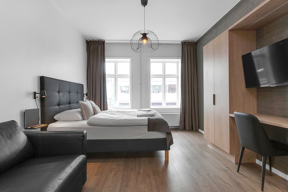 OK Hotel 44/66