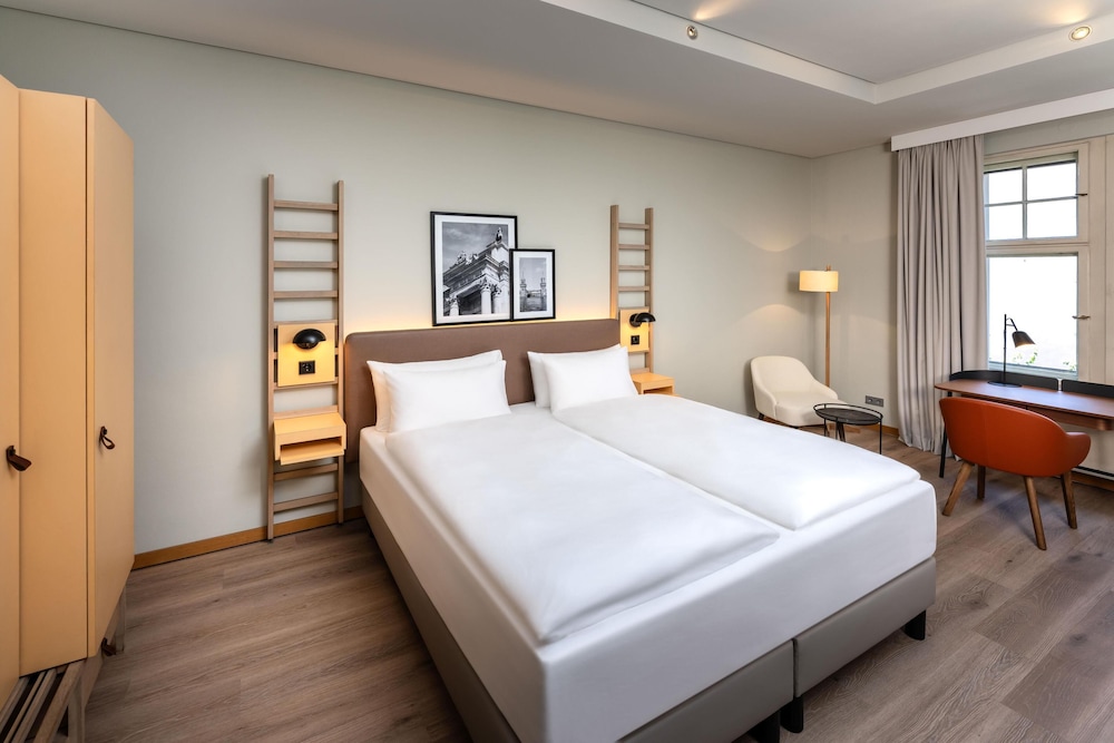 Hotel Bleibtreu Berlin By Golden Tulip 20/50