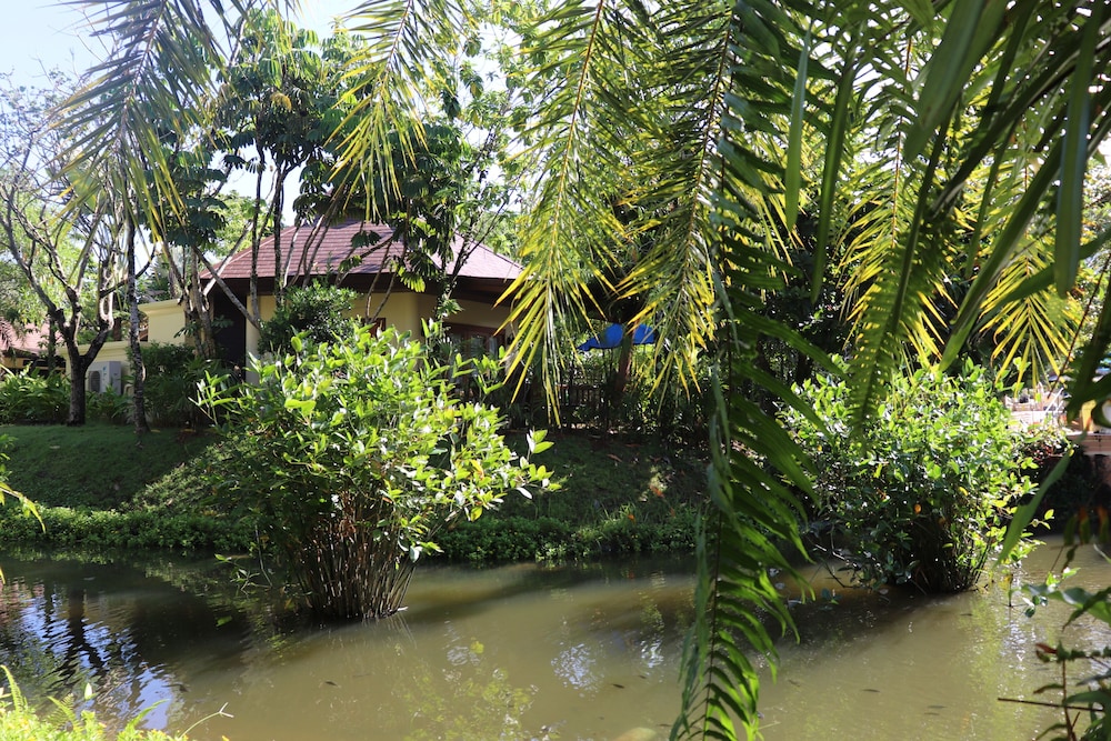 The Sun Club Khao Lak by Katathani 52/63