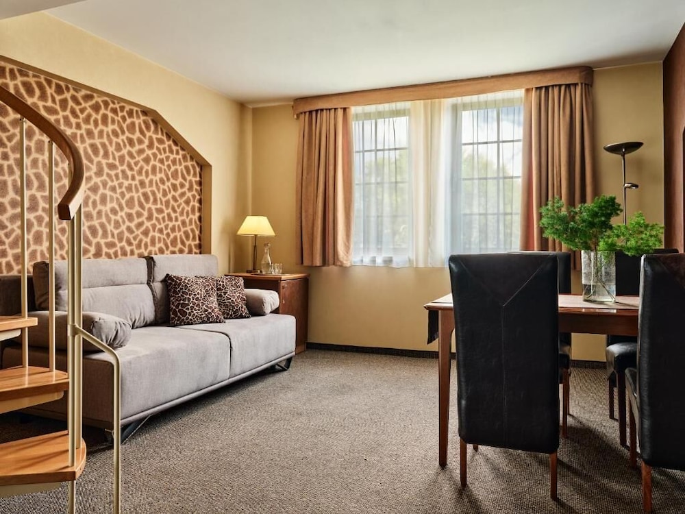 Witek Hotel 12/50