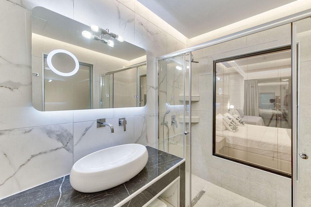 Mandala Seafront Suites 37/38