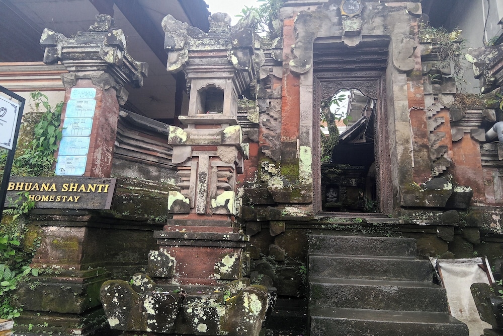 Bhuana Shanti Homestay 39/50