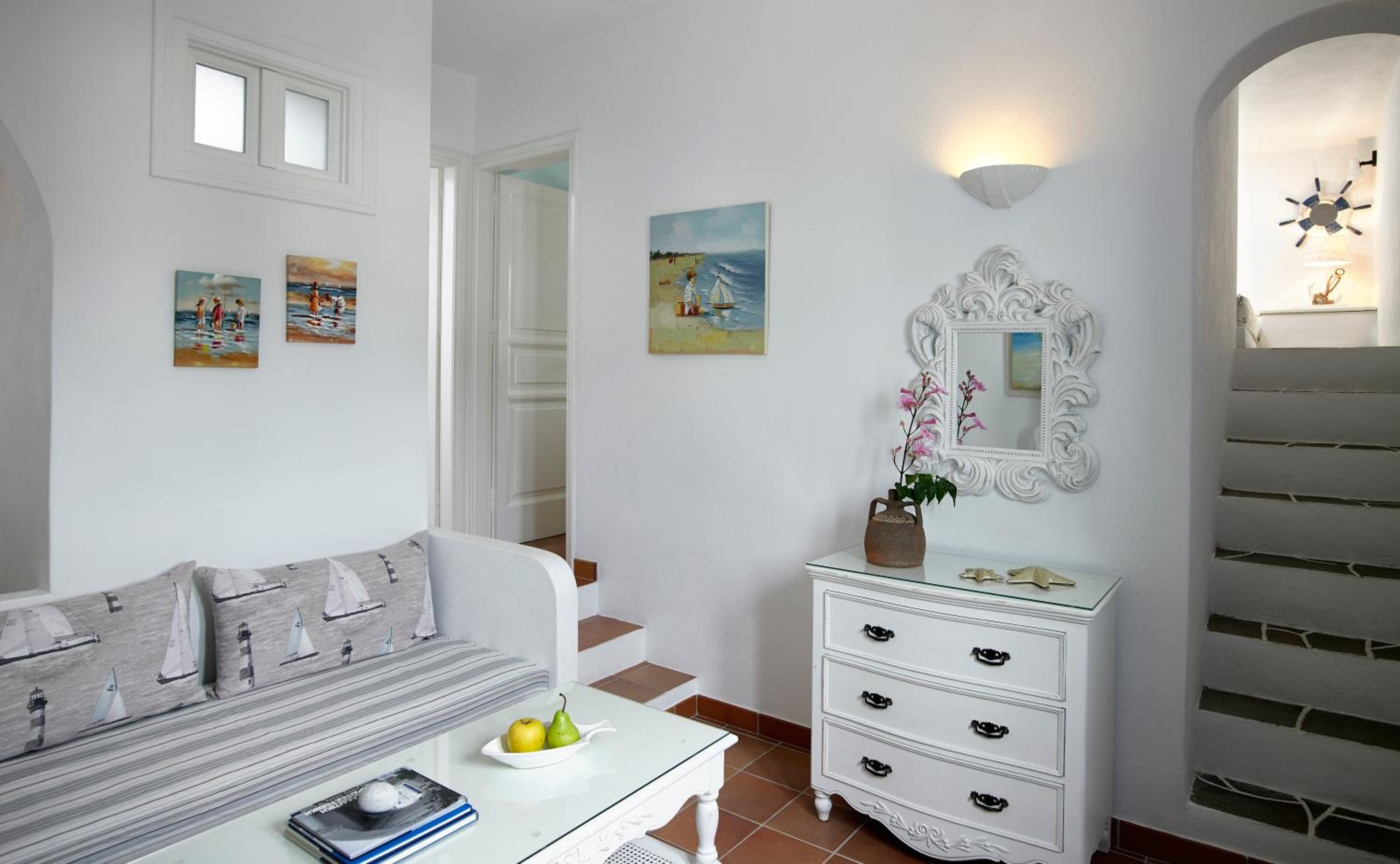 FOLEGANDROS APARTMENTS 25/55