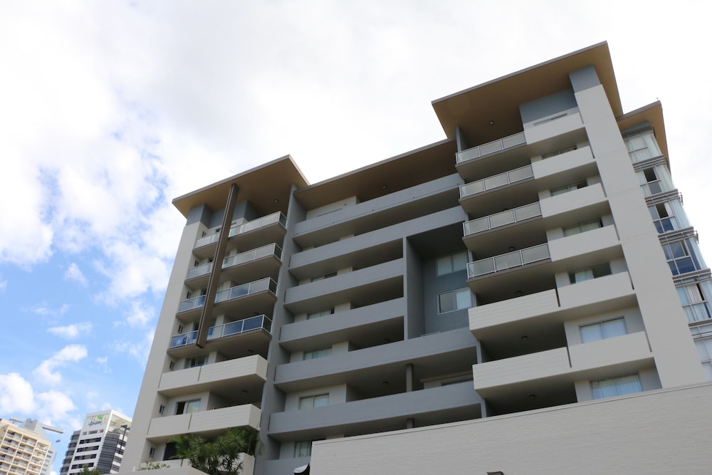 Frisco Apartments 4/36
