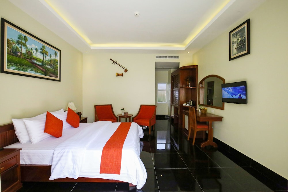 DELUXE, DOUBLE BED