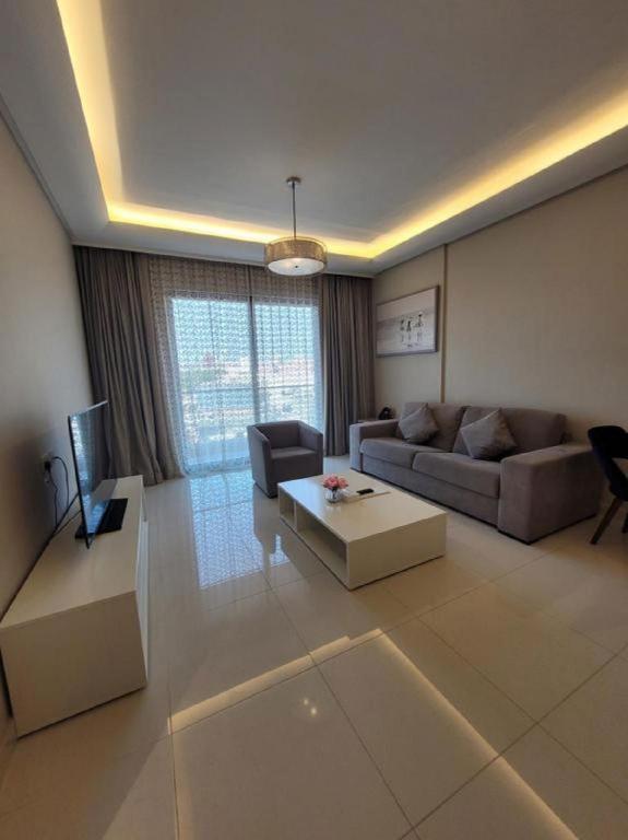 جناح سوبيريور بسرير كوين بغرفة نوم واحدة، The Jewel Hotel 7/10