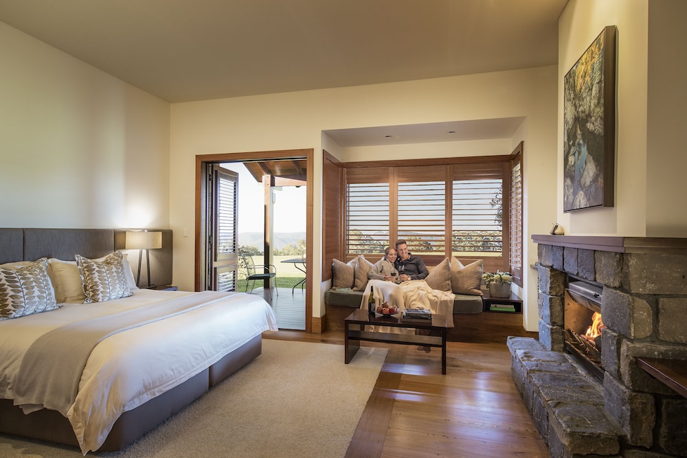 Spicers Peak Lodge 30/82