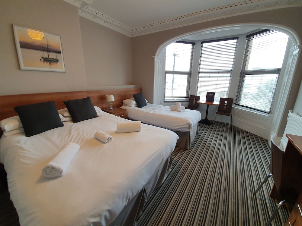 The York Hotel 20/49