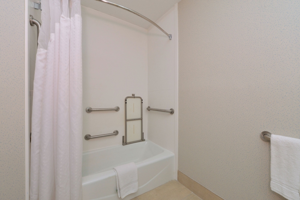 Holiday Inn Express Hotel And Suites Abilene Mall South 74/75