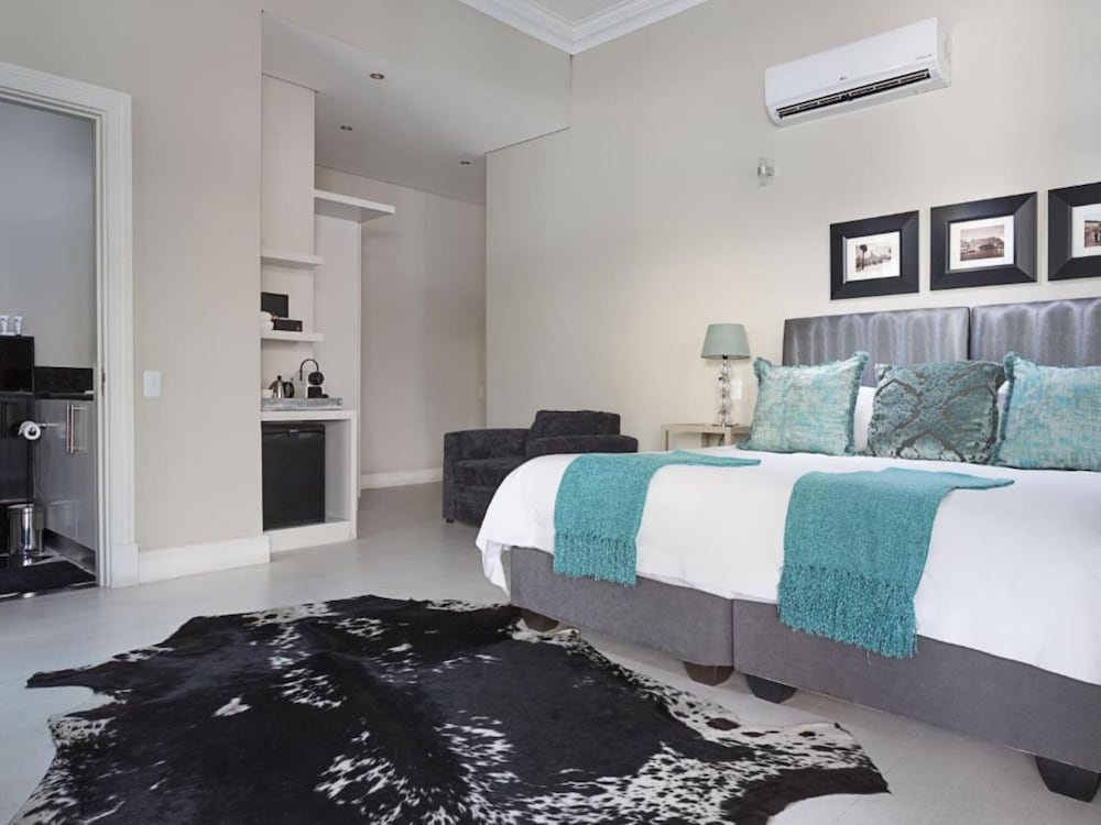 Long Street Boutique Hotel 44/71