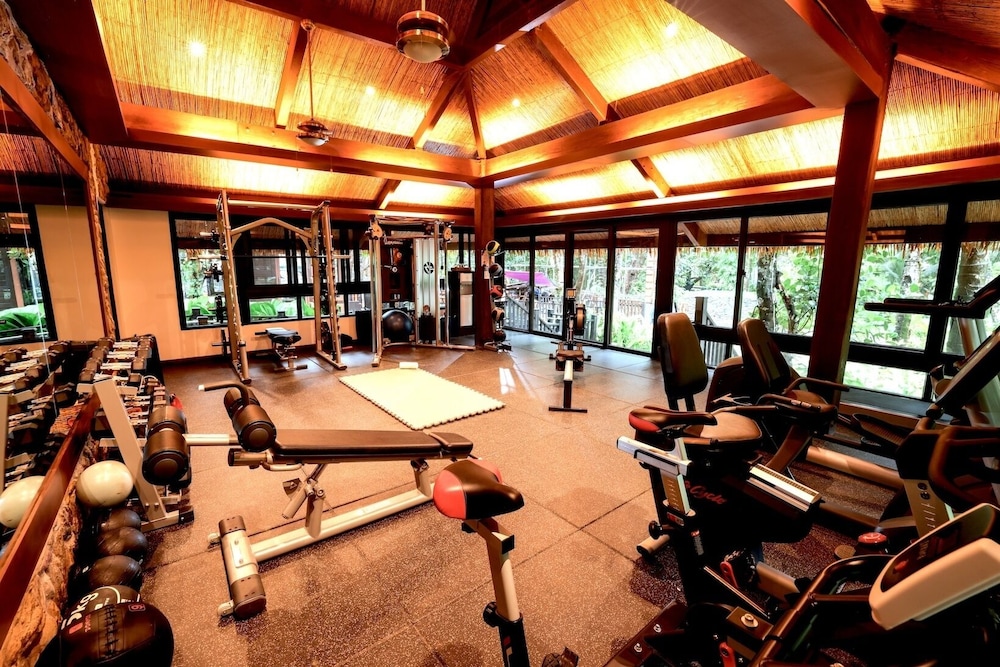Lihim Resorts 55/75