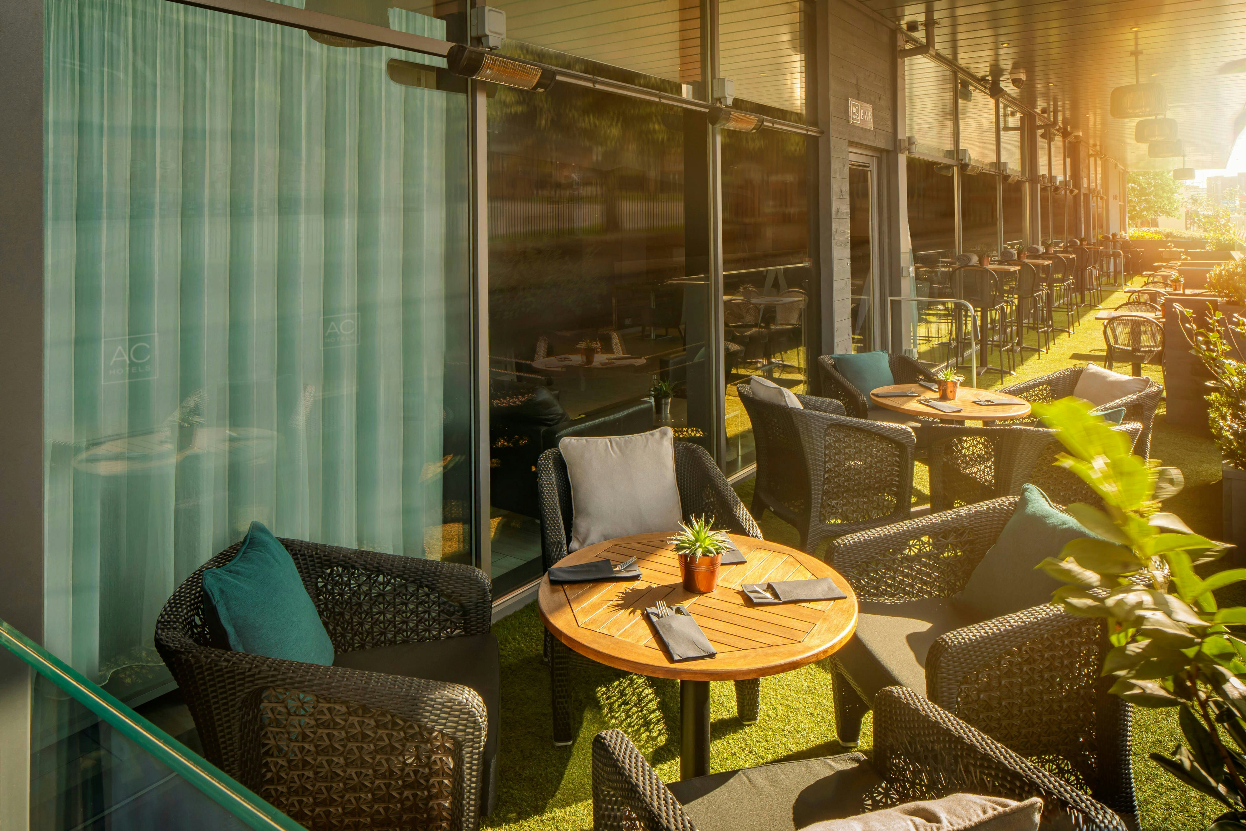 AC Hotel Manchester Salford Quays 22/39