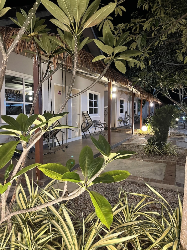 Lavigo Resort 66/73