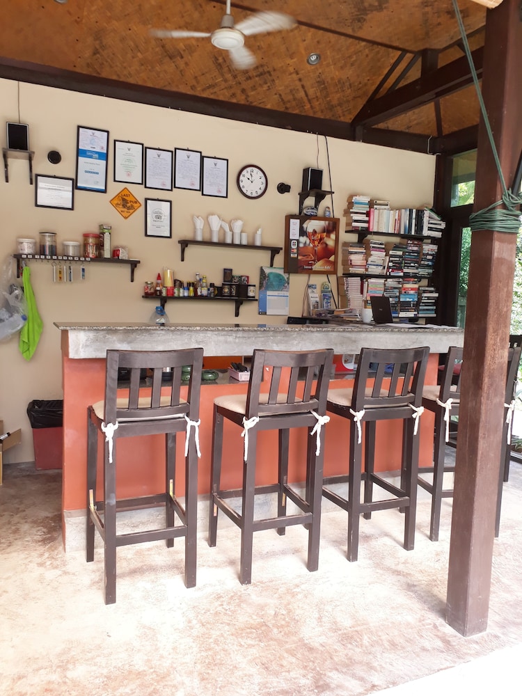 Ampha Place Hotel 35/53