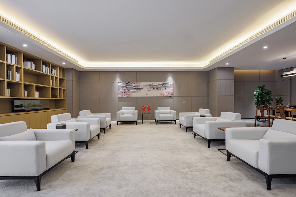 UrCove by Hyatt Dongguan Fenggang 32/50