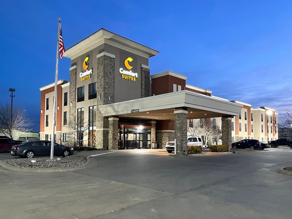 Comfort Suites Manhattan 3/43