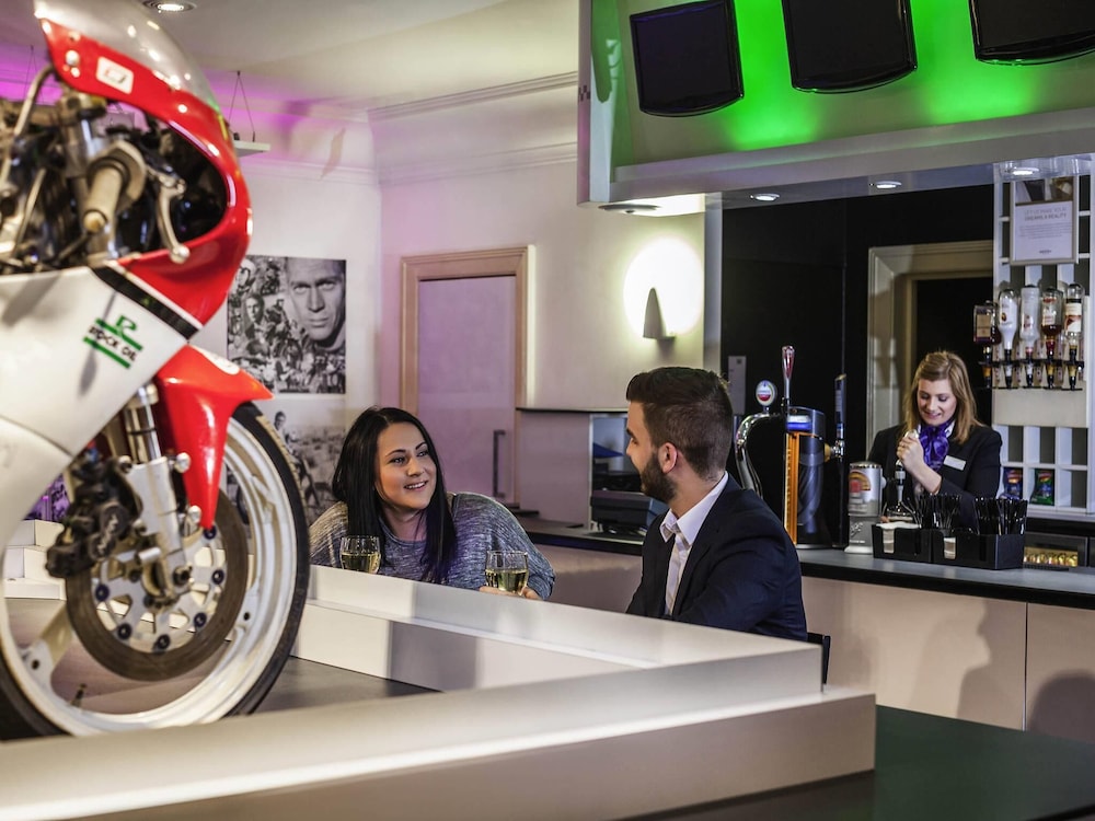 Mercure Dartford Brands Hatch Hotel & Spa 7/50